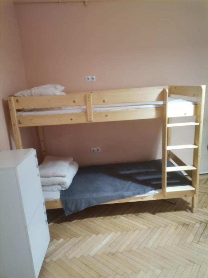 Free People Hostel Lviv Luaran gambar