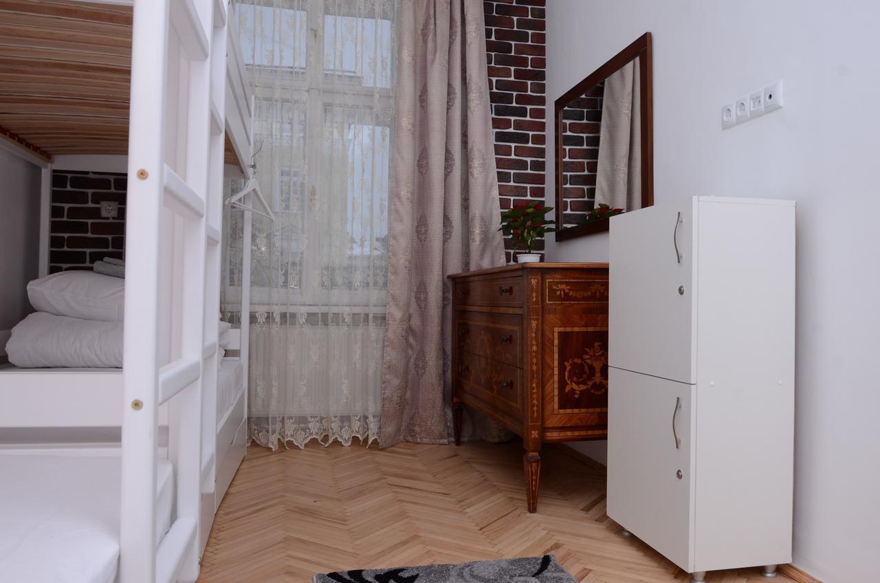 Free People Hostel Lviv Luaran gambar