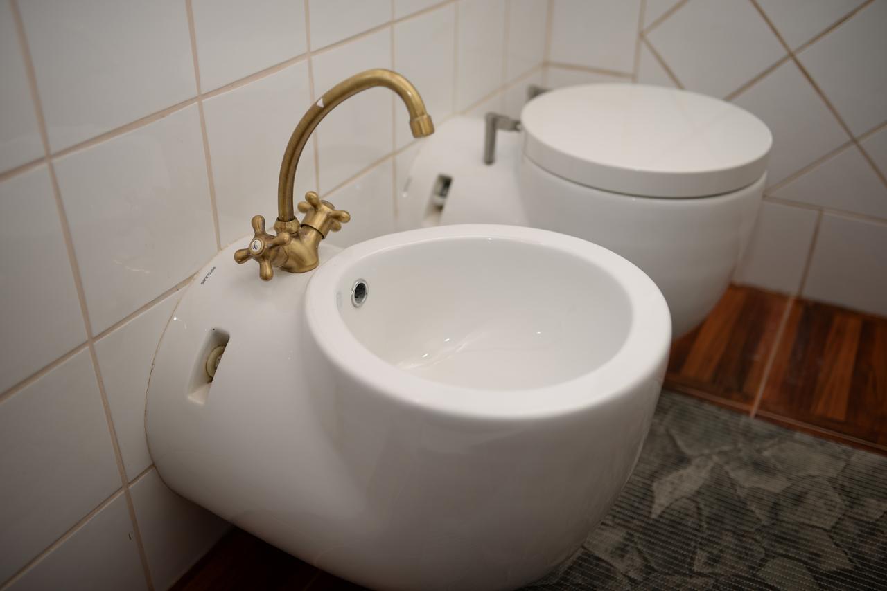 Free People Hostel Lviv Luaran gambar
